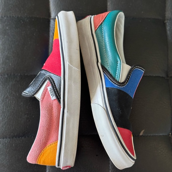 Women’s Size 6 Vans Classic Slip-On Patchwork Sneakers - Picture 2 of 5